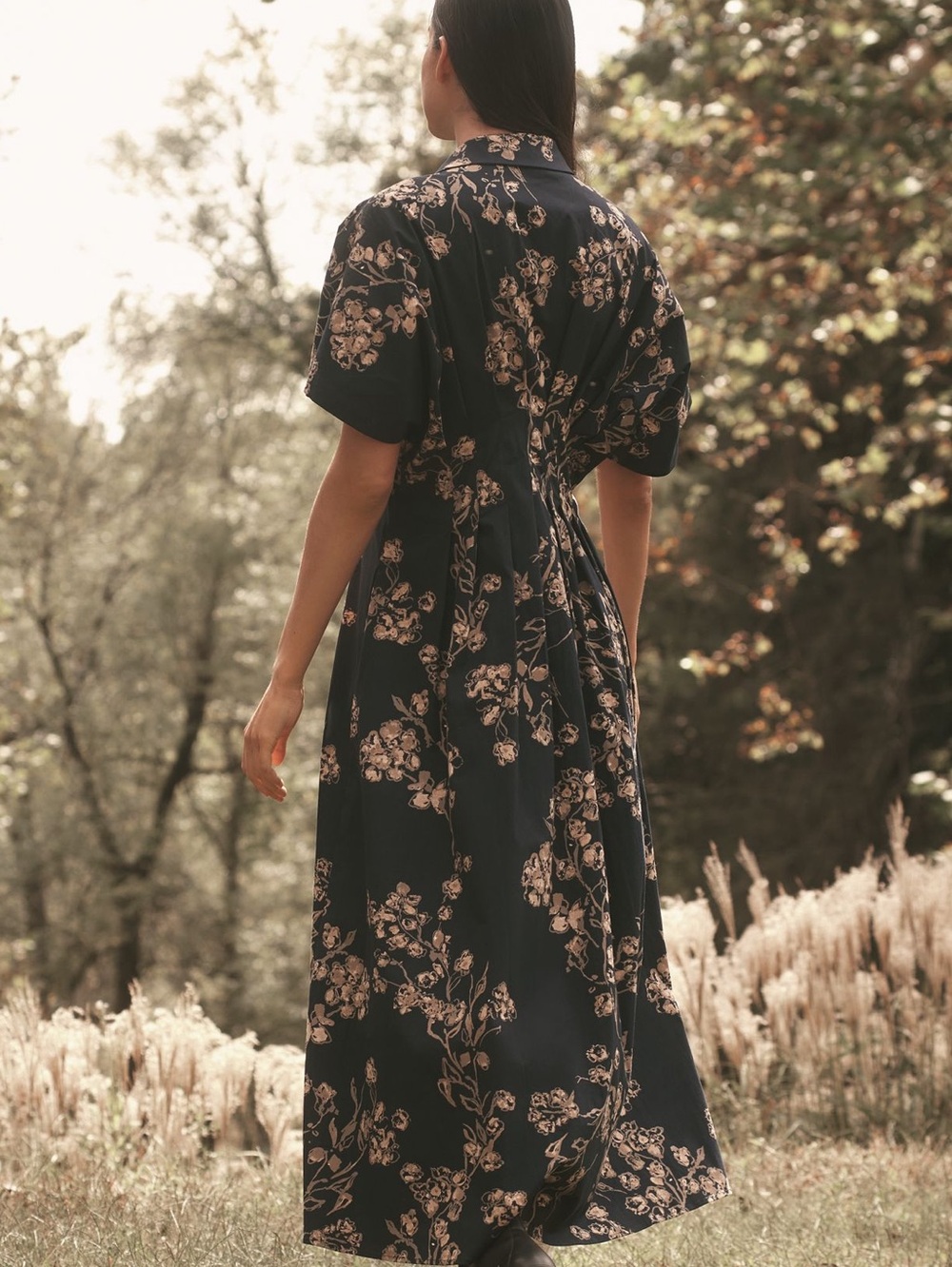 Exquise Tobie Short-Sleeve Midi Shirt Dress NEW Navy Blue Floral Anthropologie - Picture 3 of 15